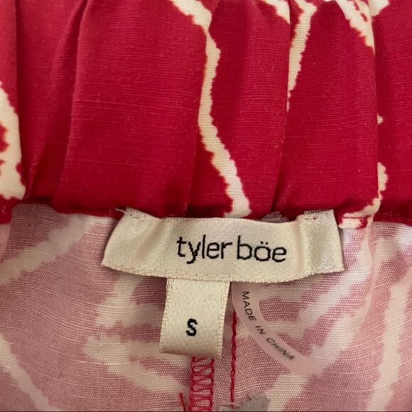 Tyler Boe Red Lobster Capri Pants size small - Picture 3 of 9